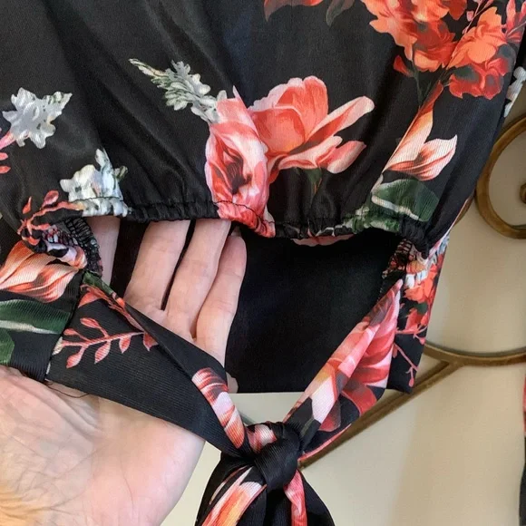 GUESS crop top - Picture 4 of 5